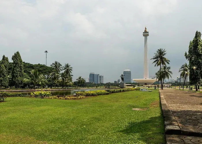 108 Hotel By Him Jakarta