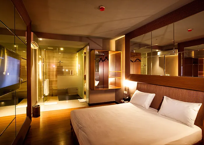 108 Hotel By Him Jakarta